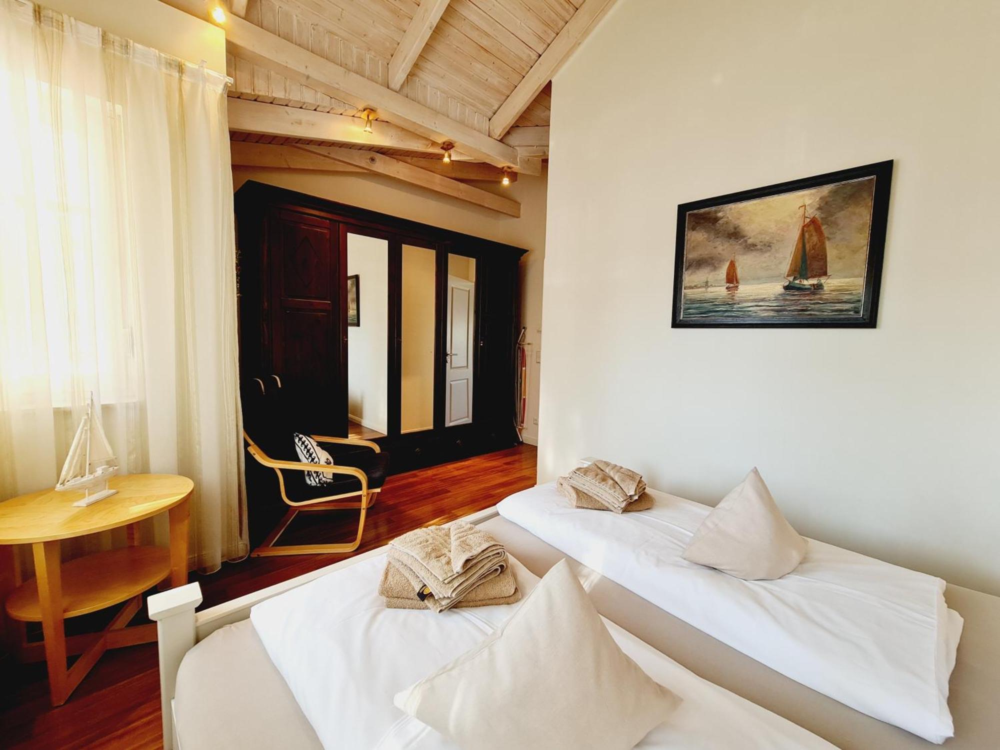 Godewind Apartment *